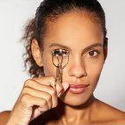 Tweezerman Curl 38° Eyelash Curler -Clinique Salgsbutik 038097016550 swatch