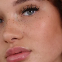 DUFFBEAUTY Nude Lash Collection - Doll-Like -Clinique Salgsbutik duffbeauty nude lash collection doll like 1670914487