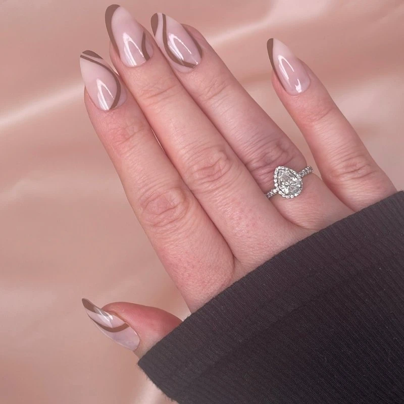 DUFFBEAUTY Reusable Press-On Manicure Nails - Cappuccino Swirl 3 DUFFBEAUTY Reusable Press-On Manicure Nails - Cappuccino Swirl - Billede 3