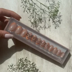 DUFFBEAUTY Reusable Press-On Manicure Nails - Golden Peach -Clinique Salgsbutik duffbeauty reusable press on manicure nails golden peach 1670850019