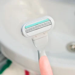 Gillette® Gillette Venus Smooth Sensitive Blades 8 Pieces -Clinique Salgsbutik gillette venus smooth sensitive blades 8 pieces 1640949955