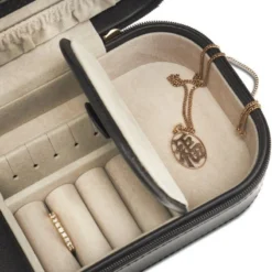 Gillian Jones Jewelry Box Travel Large - Black 11061-00 -Clinique Salgsbutik gillian jones jewelry box travel large black 11061 00 1636624456