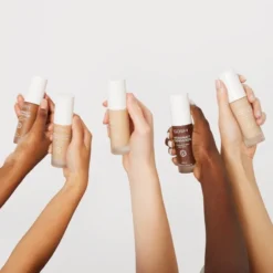 GOSH Hydramatt Foundation 30 Ml - 006N Medium Light -Clinique Salgsbutik gosh hydramatt foundation 30 ml 006n medium light 1660647620