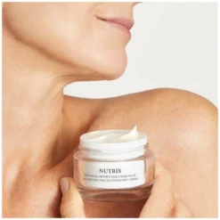 Lancome Lancôme Nutrix Nourishing And Soothing Rich Cream 50 Ml -Clinique Salgsbutik lancome nutrix nourishing and soothing rich cream 50 ml 1643369750