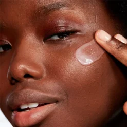 MAC Hyper Real Serumizer Skin Balancing Hydration Serum 15 Ml 11 MAC Hyper Real Serumizer Skin Balancing Hydration Serum 15 Ml -Clinique Salgsbutik mac hyper real serumizer skin balancing hydration serum 15 ml 1675090297