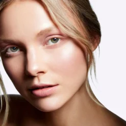 MAC Mineralize Skinfinish 10 Gr. - Soft And Gentle -Clinique Salgsbutik mac mineralize skinfinish 10 gr soft and gentle 1625728054