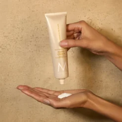 Moroccanoil Hand Cream 100 Ml - Ambiance De Plage 6 Moroccanoil Hand Cream 100 Ml - Ambiance De Plage -Clinique Salgsbutik moroccanoil hand cream 100 ml ambiance de plage 1670490742