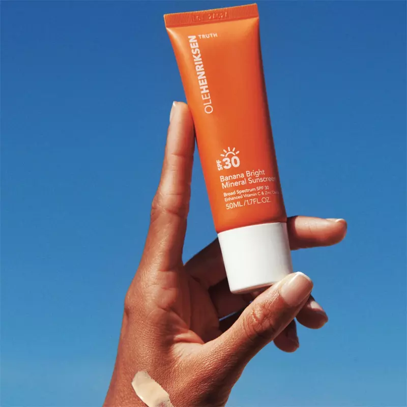 Ole Henriksen Truth Banana Bright SPF 30 Mineral Sunscreen 50 Ml 7 Ole Henriksen Truth Banana Bright SPF 30 Mineral Sunscreen 50 Ml - Billede 7