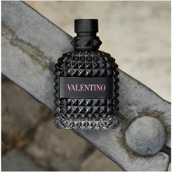 Valentino Uomo Born In Roma EDT 50 Ml -Clinique Salgsbutik valentino uomo born in roma edt 50 ml 1646045469