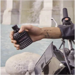 Valentino Uomo Born In Roma EDT 50 Ml -Clinique Salgsbutik valentino uomo born in roma edt 50 ml 1646045487